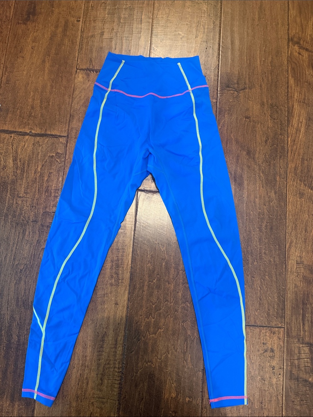 Buffbunny Bright Blue Athletic Leggings with Contrast Piping